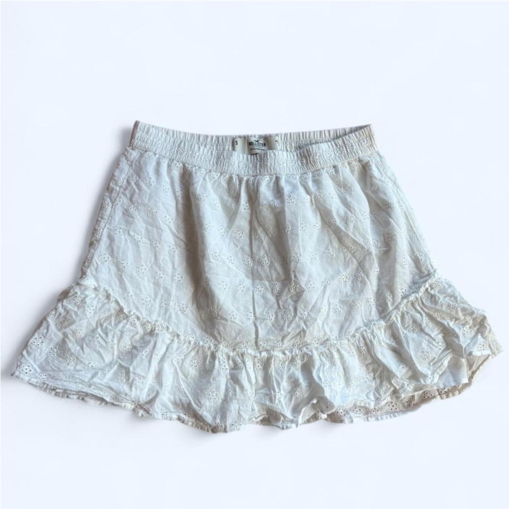 Hollister mini skirt